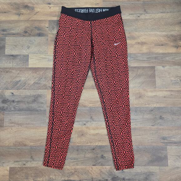 Nike Women’s Running Stretch Leggings Black w/ Red Dot Design Size M - Picture 2 of 7